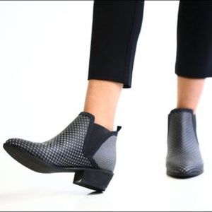 Betabrand Tennis-Western Ankle Boots